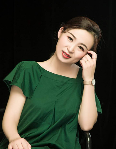 張薇_設(shè)計(jì)總監(jiān)-名匠裝飾